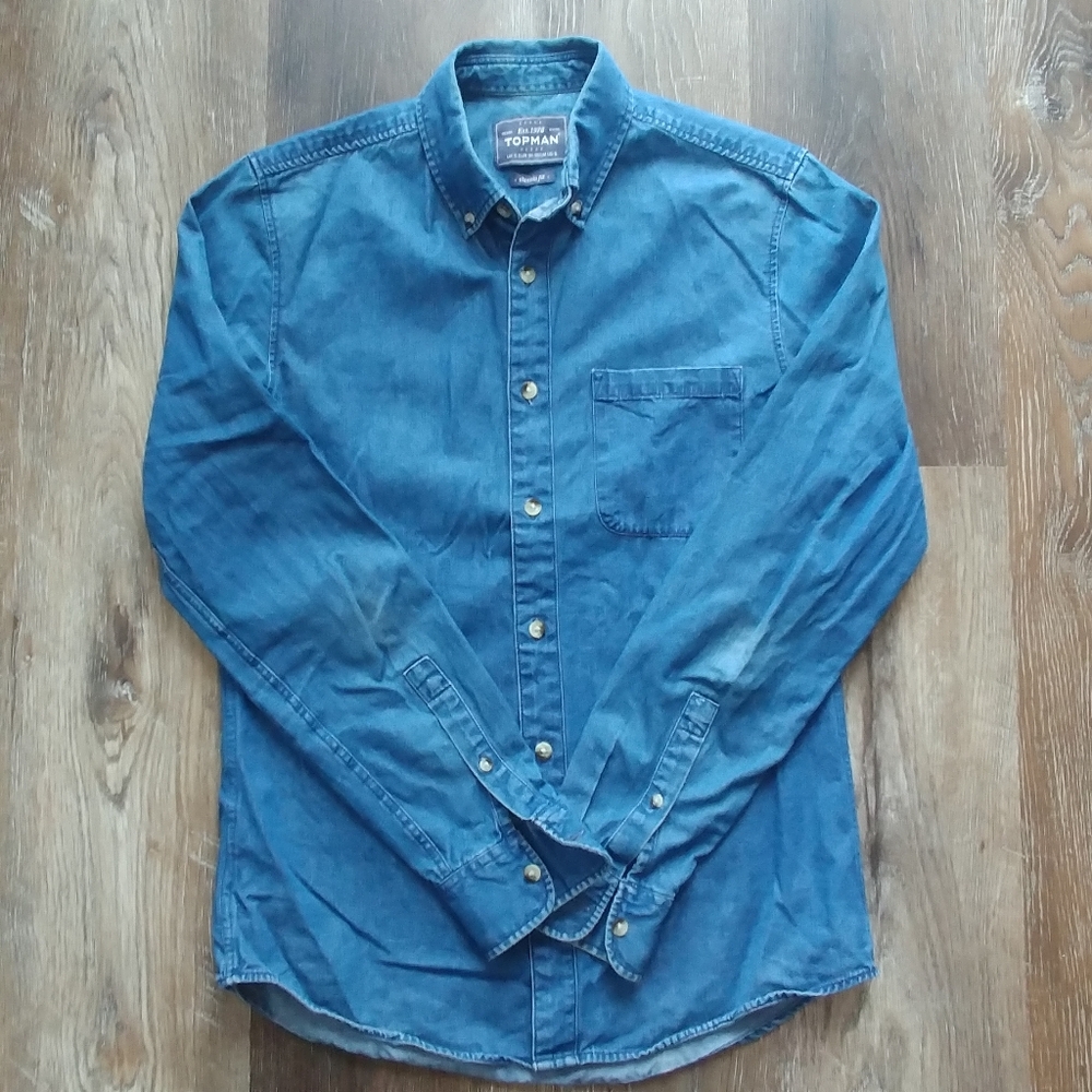 Topman Men’s Denim Long Sleeve Button Down Shirt Small. Classic Fit. 100% Cotton